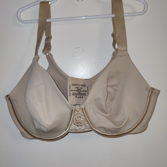 Vanity Fair Other - VANITY FAIR UNDERWEAR BRA SIZE ,36c